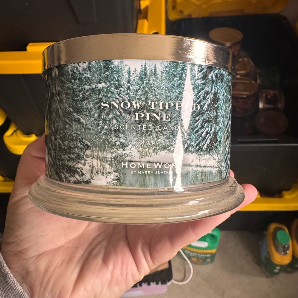 HomeWorx Snow Tipped Pine Scented Candle